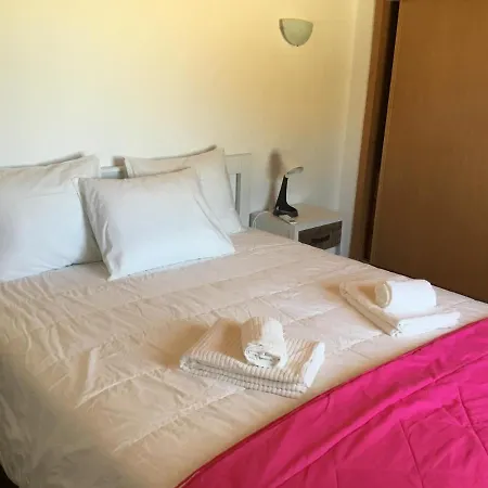 Willa Holiday's Paradise